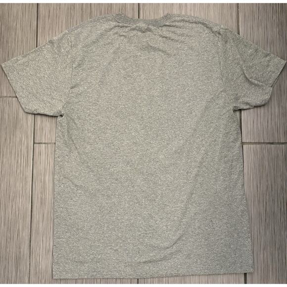 Marvel Avengers Mens Gray Short Sleeve Comic Book Super Heroes Shirt Large NWT - Picture 5 of 5